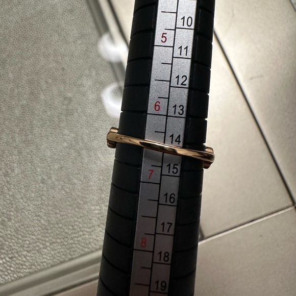 Stacking rings: rose gold with black enamel clovers - Picture 5 of 5